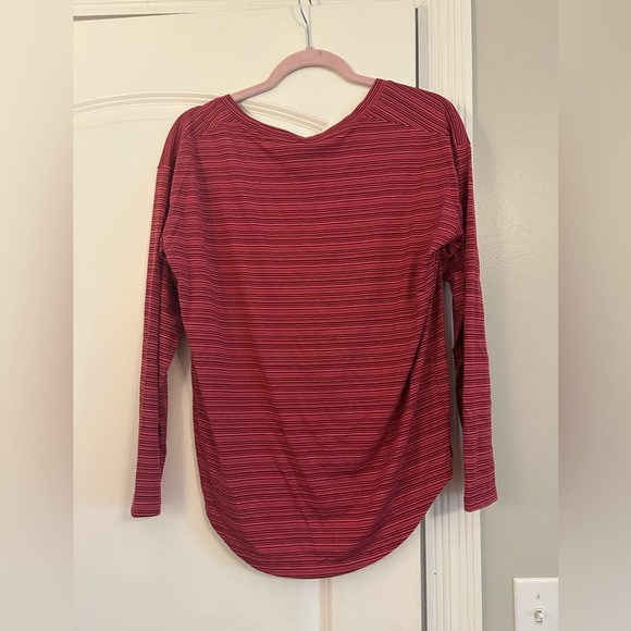 Athleta Cloudlight Stratus Striped Top Medium - Picture 3 of 3